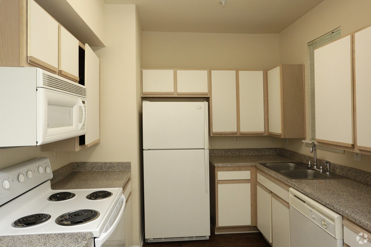 Floor Plan - Ashland