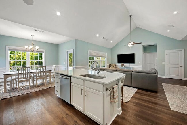 Photo - 245 Brace Dr Unit ID1253464P