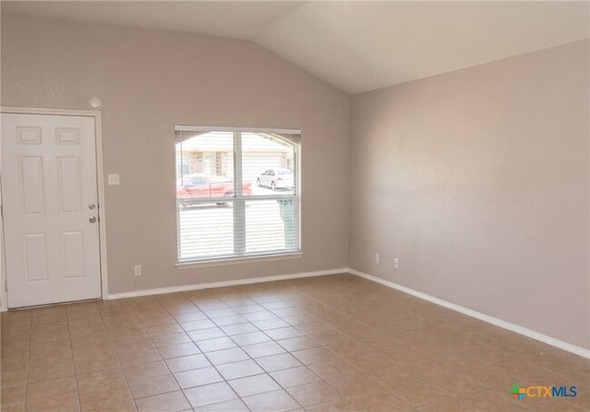 Photo - 304 Jeff Gordon Dr