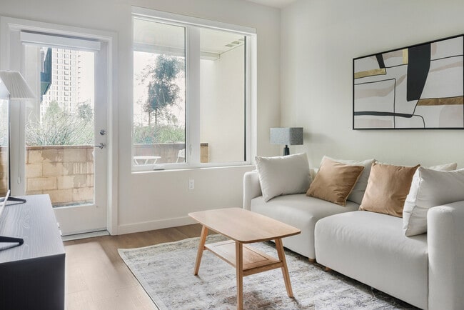 Building Photo - 2333 Calle Del Mundo Unit FL3-ID2135