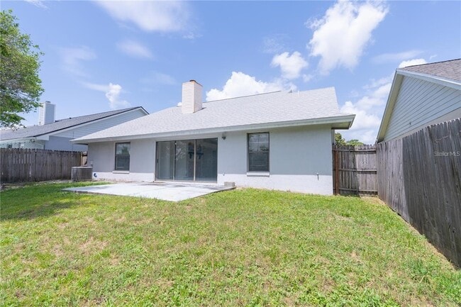 Photo - 660 Holbrook Cir