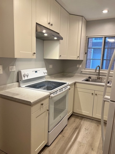 Photo - 1408 Hinman Ave Unit 1W