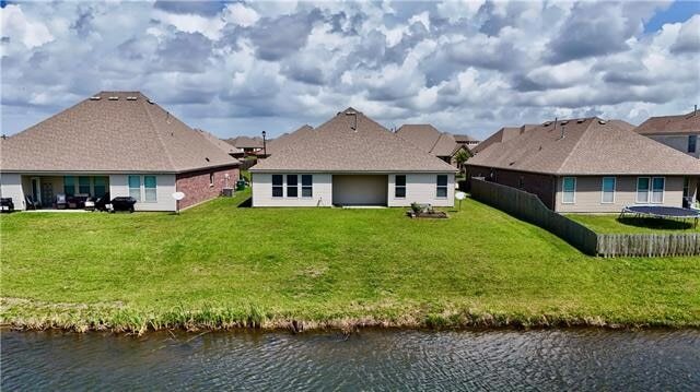 Photo - 440 W Lake Dr