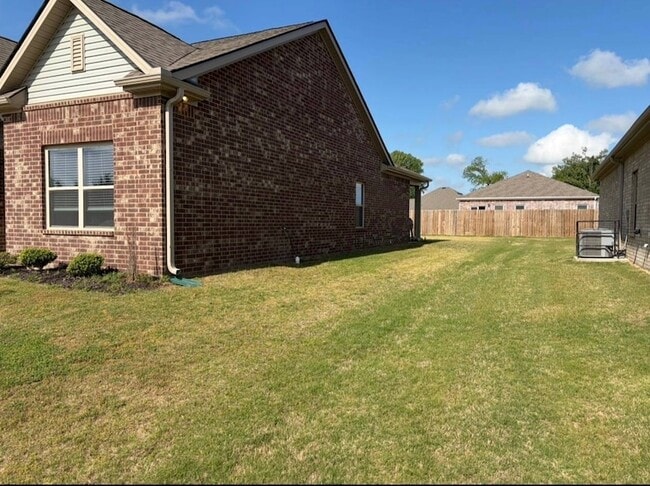 Photo - 7979 Hickory Meadow Rd