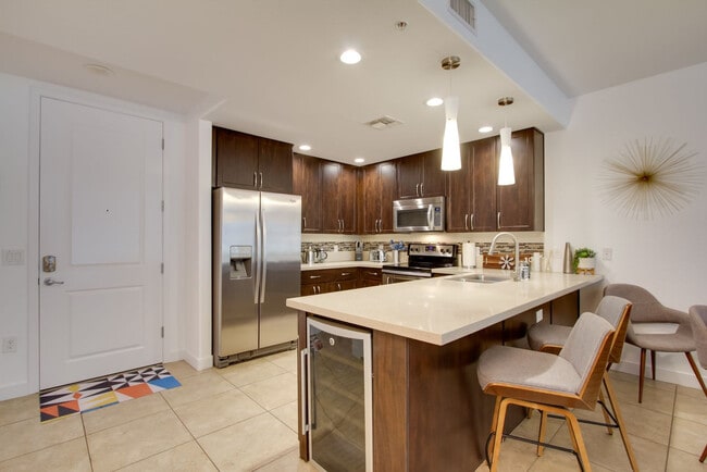 Photo - 5350 E Deer Valley Dr Unit SI FL1-ID1545730P