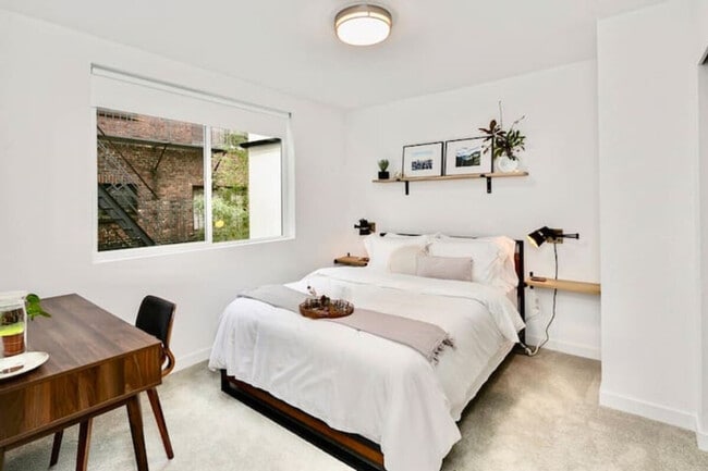 Photo - 628 10th Ave E Unit ID1035859P