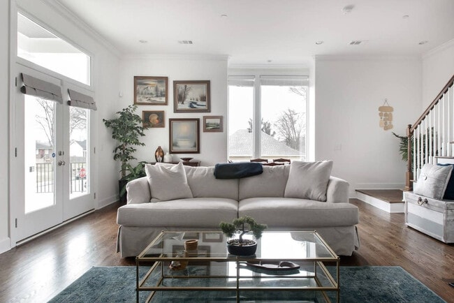 Photo - 814 Smiley St Unit ID1312372P