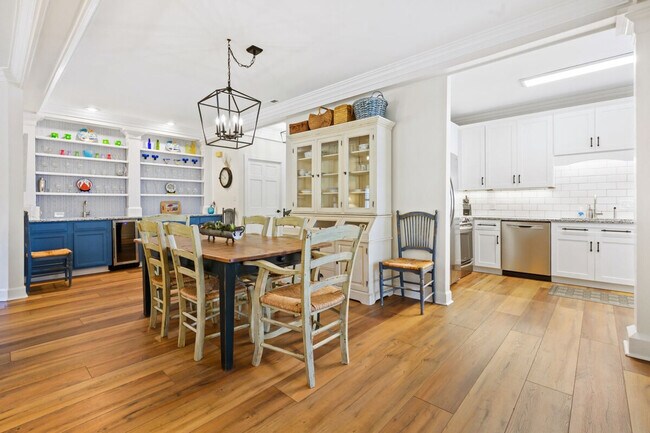 Photo - 34 Collins Meadow Dr Unit ID1253486P