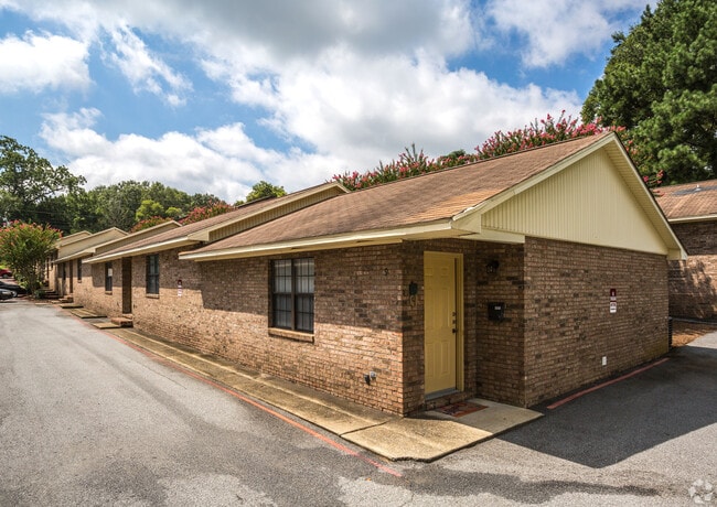 Photo - Gentian Court