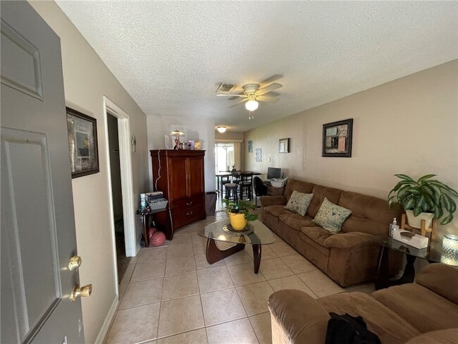 Photo - 1527 Hillside Dr Unit CS