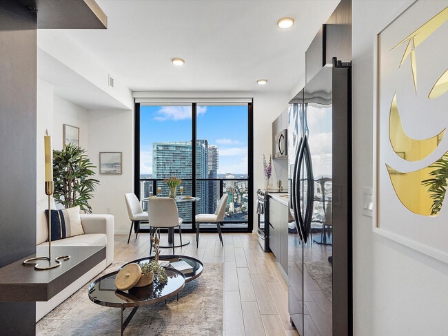 Building Photo - 398 NE 5th St Unit ID1240588P