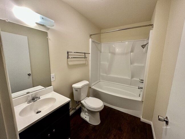 Photo - 25840 CA-243