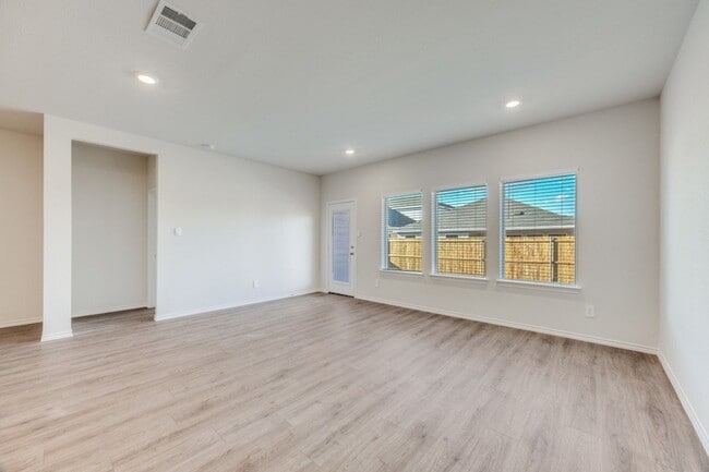 Photo - 3433 Marie Dr