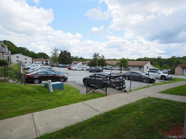 Photo - 226 Concord Ln