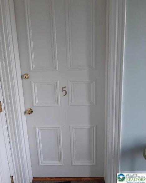 Photo - 146 S Church St Unit 5