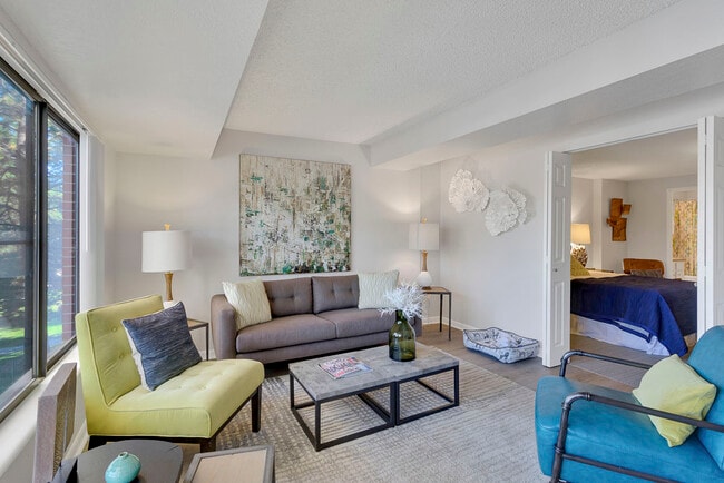 Photo - Colorado Station