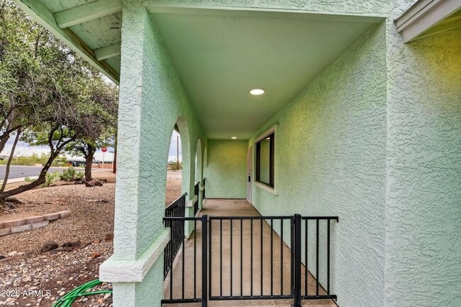 Photo - 1892 Vista Dr