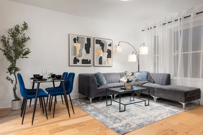 Photo - 618 W Patterson Ave Unit ID1354353P