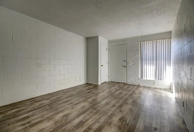 Photo - Vista Hermosa Apts