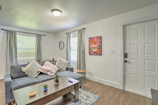 Photo - 1920 NW 47th St Unit SI ID1306952P