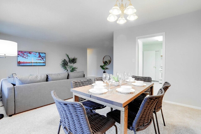 Photo - 2111 Richmond Hwy Unit FL6-ID1022388P