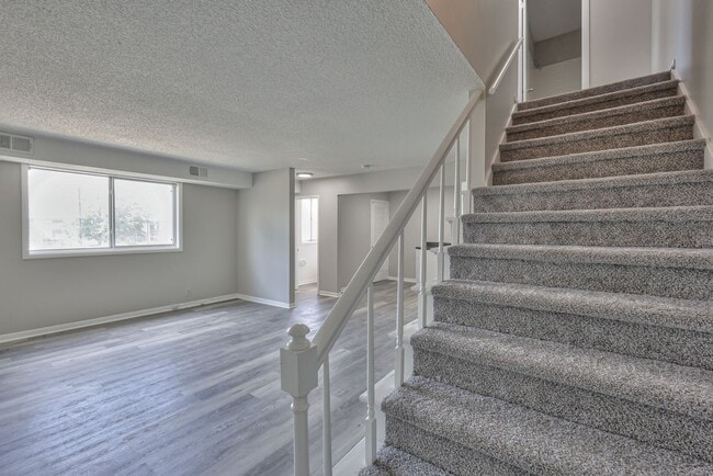 Photo - Avery Apartments