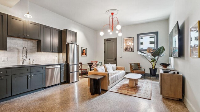 Photo - 310 N Rampart St Unit ID1267173P