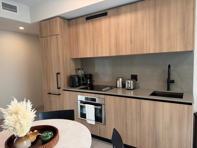 Photo - 61 NE 4th St Unit SI ID1502547P