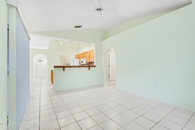 Photo - 2441 Wolf Creek Dr