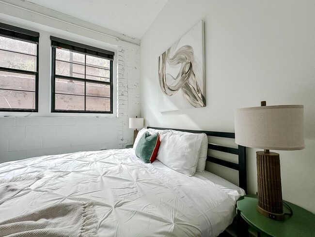 Photo - 701 E 2nd St N Unit ID1074455P