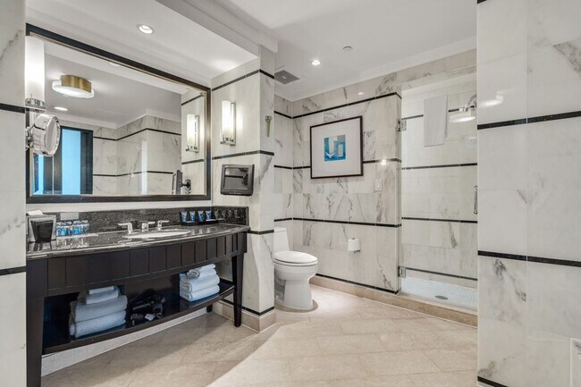 Photo - 4360 Collins Ave Unit SI FL7-ID1540557P