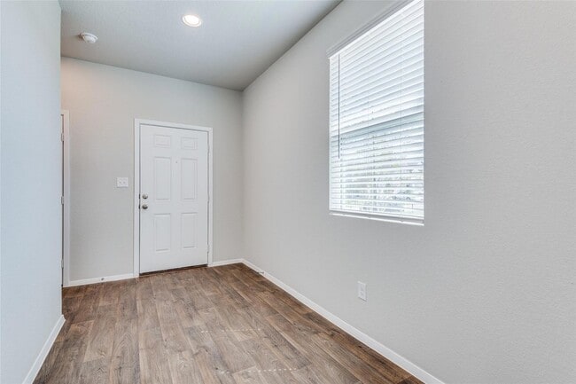 Photo - 187 Tillage Rd