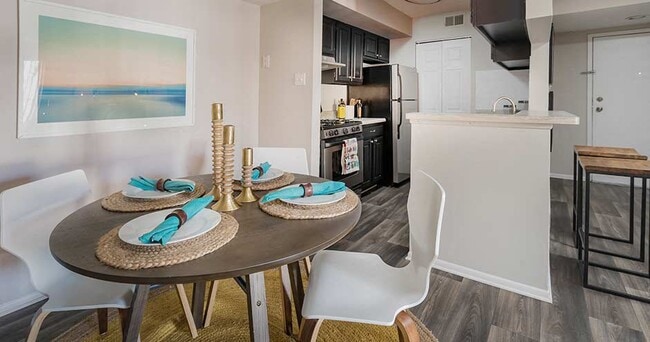 Photo - River Vista Apartments