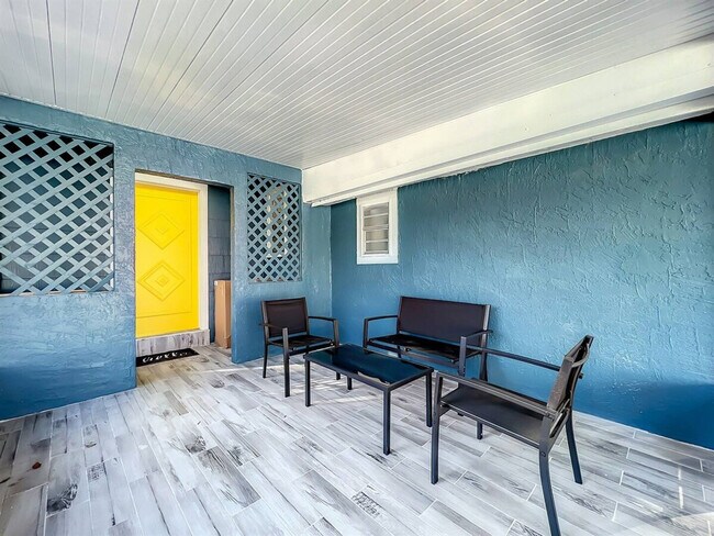 Photo - 2317 Homeland St Unit ID1094239P