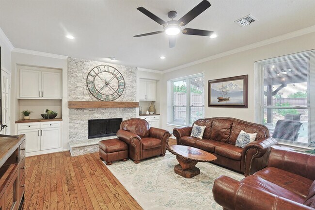 Photo - 2080 Kamla Rd Unit ID1029673P