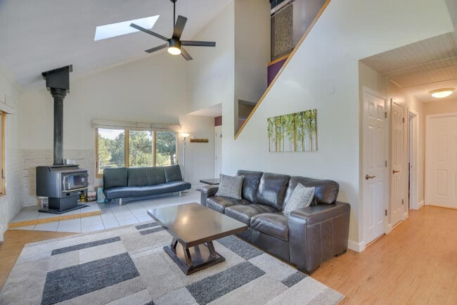 Building Photo - 465 Springmeadow Way Unit SI ID1385702P