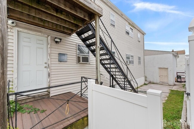 Photo - 43 Orchard St