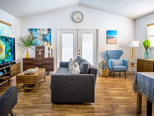 Building Photo - 22 Hybiscus Ave Unit ID1281982P