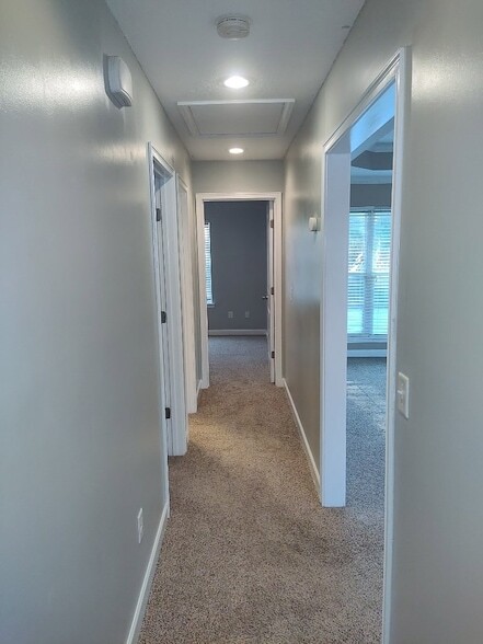 Photo - 203 Augusta Way