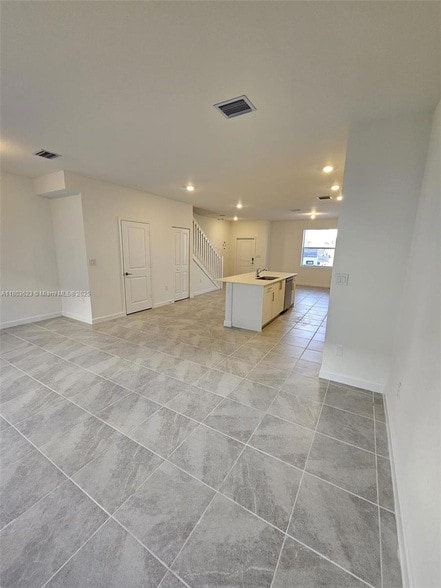 Photo - 96 SE 11th Ct