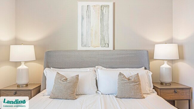 Photo - 402 W Lincoln St Unit 348