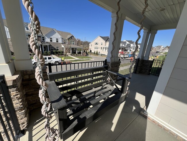 Photo - 1001 Pebble Run Rd