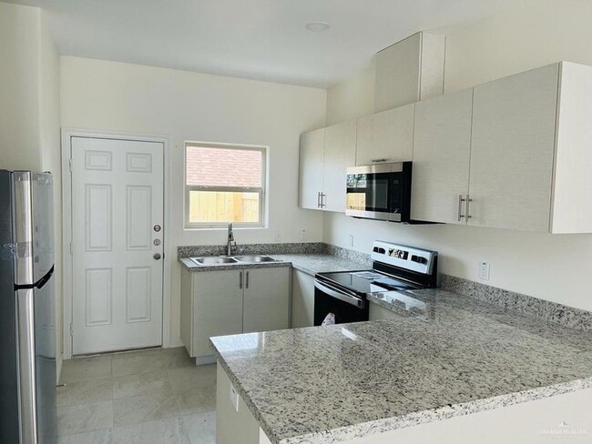 Photo - 1201 W Garfield Ave Unit 3