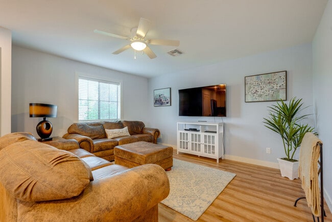 Photo - 8637 S Newberry Ln Unit SI ID1546398P