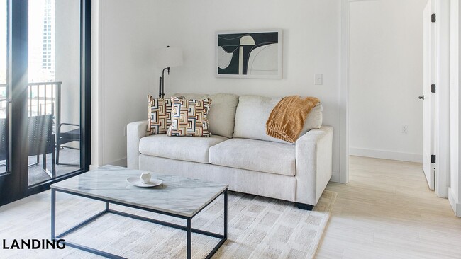 Photo - 1007 S Mint St Unit 715