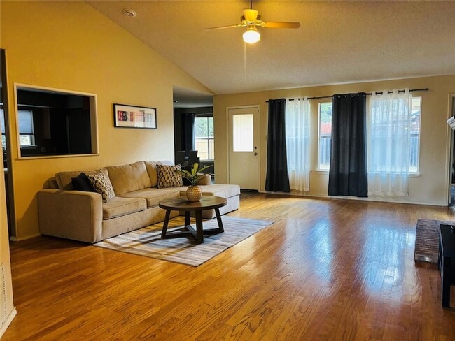 Photo - 7806 Taranto Dr