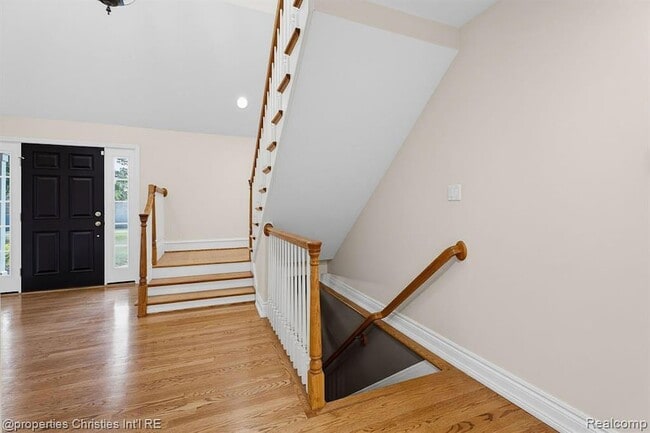 Photo - 1688 Northlawn Blvd