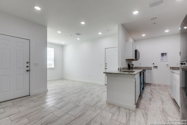 Photo - 5415 Ingram Rd
