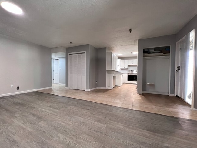 Photo - Blackburn Building | Student Apartments