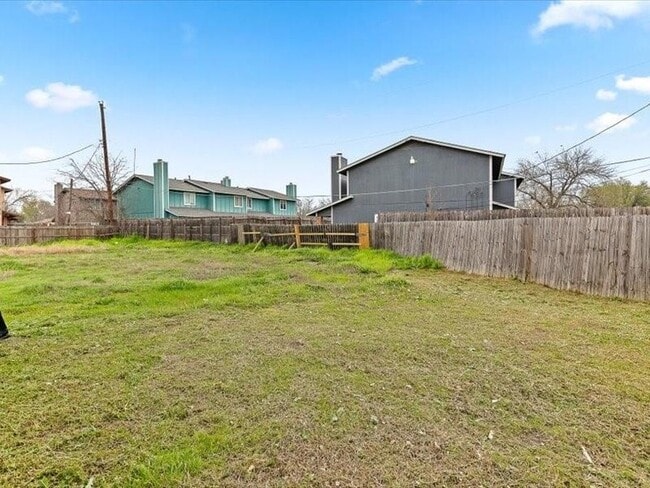 Photo - 8412 Garcreek Cir Unit B